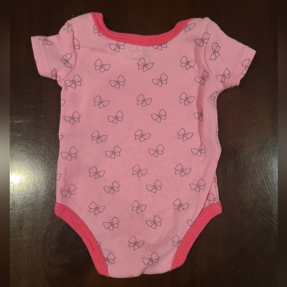 🌟5/$25 Pink Bow Onesie Size 0-3 Months - Picture 3 of 4